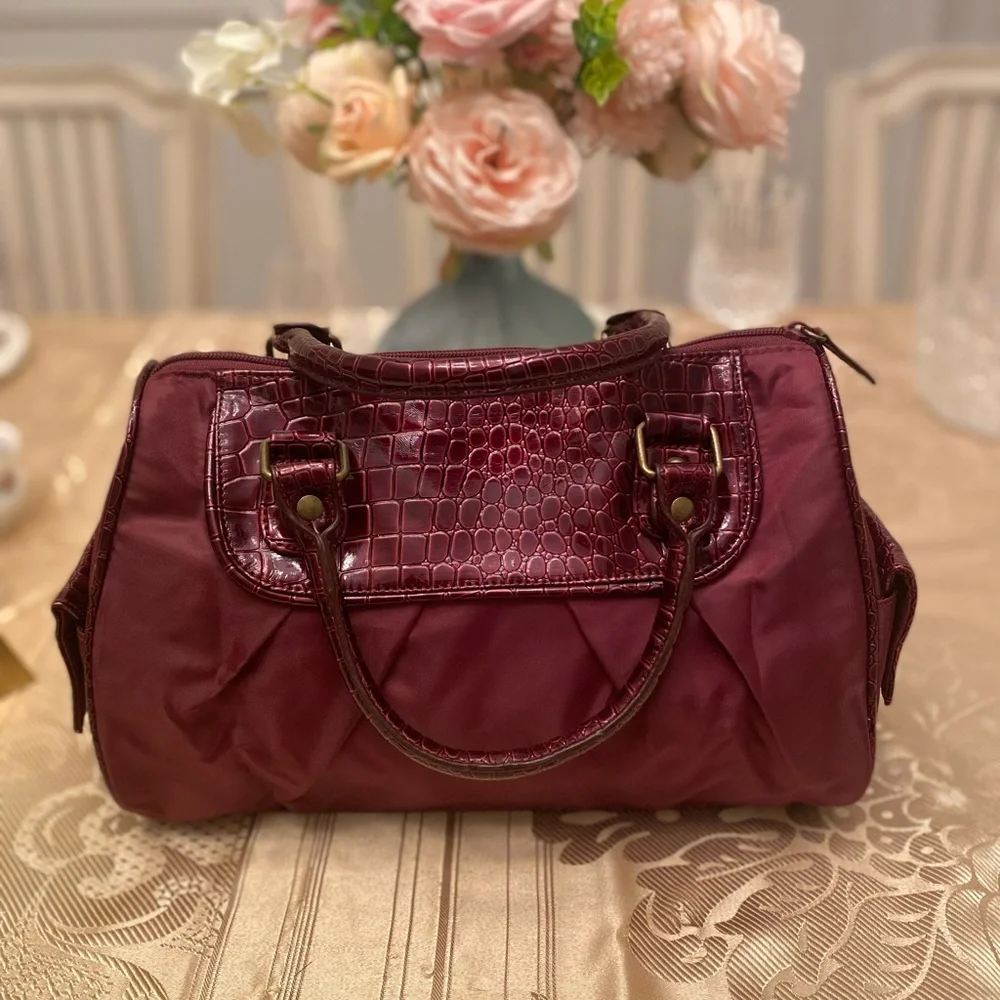 Burgundy nylon bag
